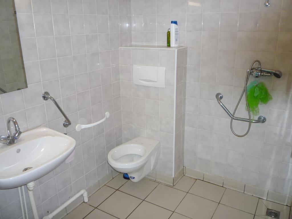 Le Gite Du Velay Bains Exterior foto